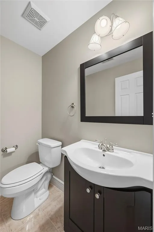 LL Powder room — 2221 Blue Lake Drive, Wentzville, MO 63385