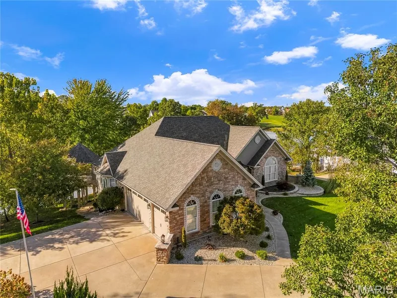 2221 Blue Lake Drive, Wentzville, MO 63385 — listing photo 39 of 42