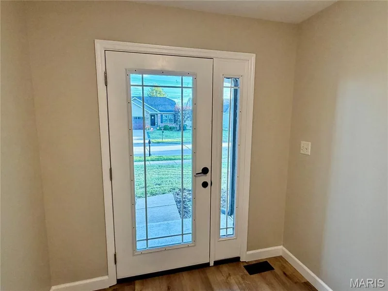 Glass front entry door — 22 Ivy Brook Court, Wentzville, MO 63385