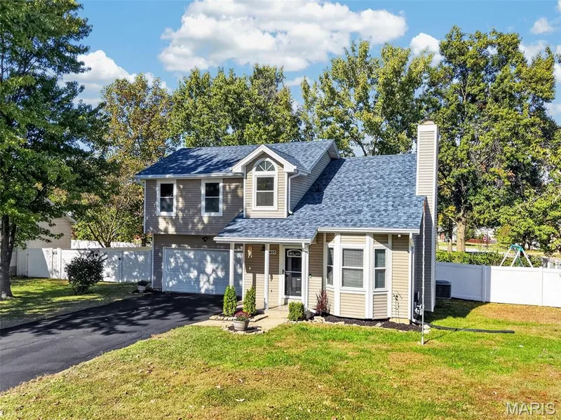 600 Turtle Creek Court, St Peters, MO 63376 — listing photo 3 of 53
