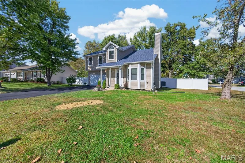 Corner lot — 600 Turtle Creek Court, St Peters, MO 63376