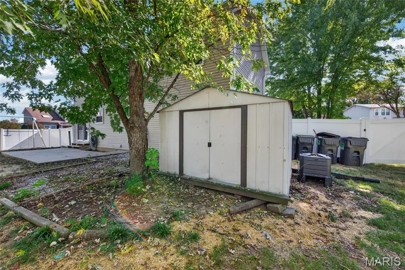 Shed stays — 600 Turtle Creek Court, St Peters, MO 63376