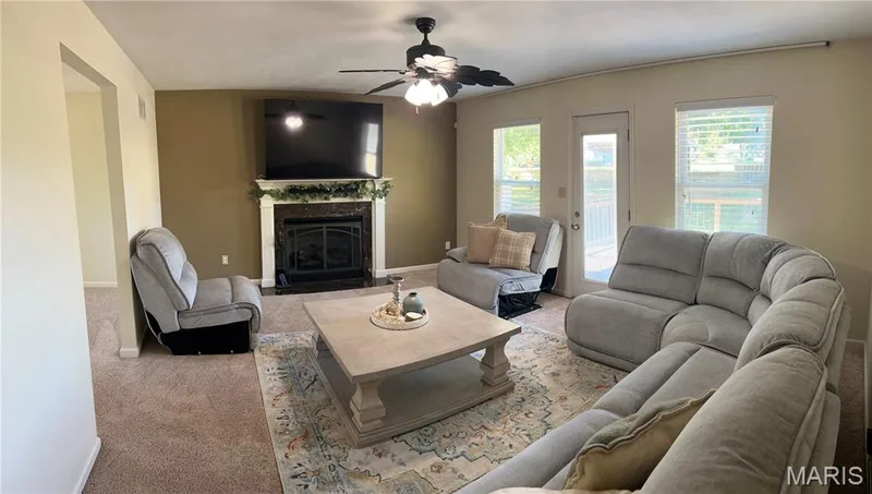 Address withheld by seller, St Peters, MO 63376 — listing photo 13 of 31