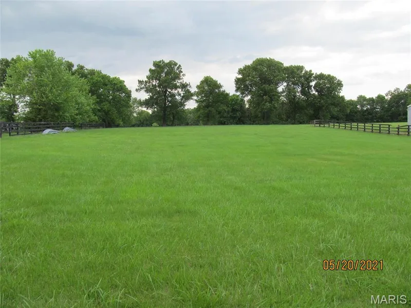 9045 Highway DD, O'Fallon, MO 63368 — listing photo 7 of 10