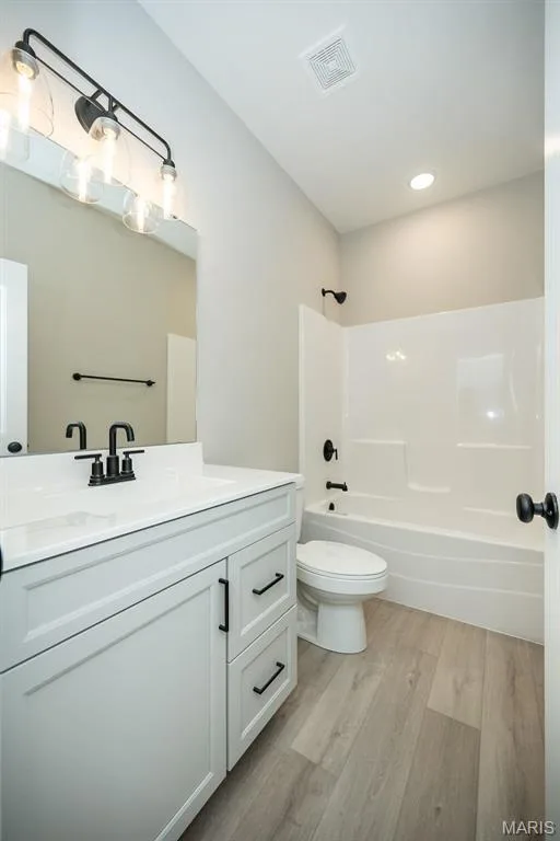 0 Hawthorn (Estates at Huntleigh Ridge), Wentzville, MO 63385 — listing photo 14 of 44