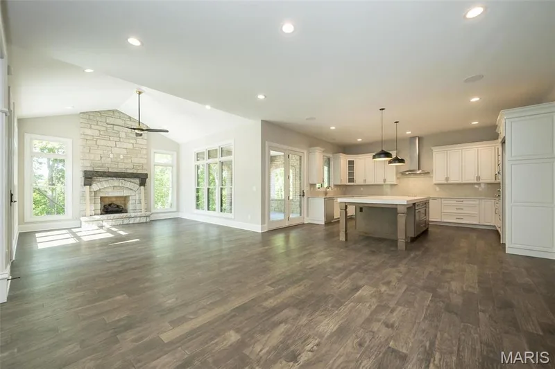 805 Silver Buck Lane, Chesterfield, MO 63005 — listing photo 19 of 50