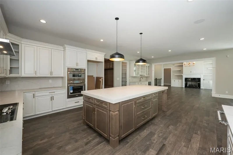 805 Silver Buck Lane, Chesterfield, MO 63005 — listing photo 26 of 50