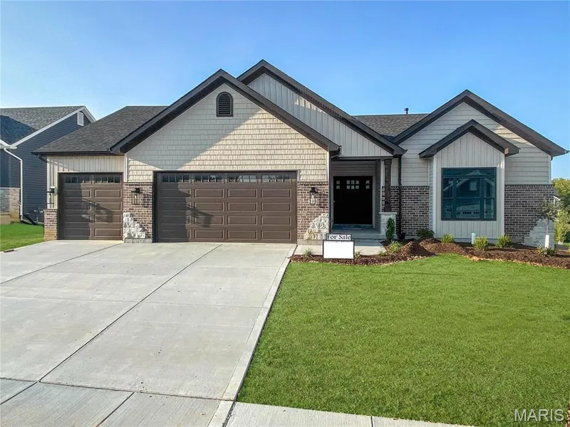 Photos are of previously built home and show many upgrades. — Huntington II @ Stone Canyon, Foristell, MO 63348