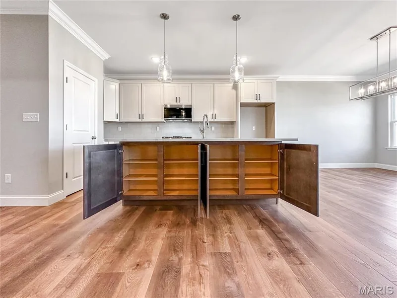 Photos are of previously built home and show many upgrades. — Huntington II @ Stone Canyon, Foristell, MO 63348