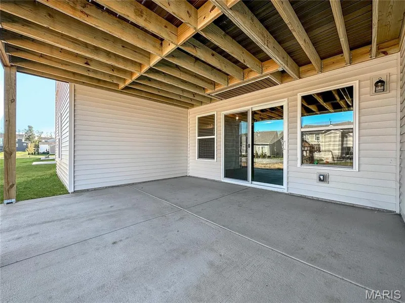 Photos are of previously built home and show many upgrades. — Huntington II @ Stone Canyon, Foristell, MO 63348