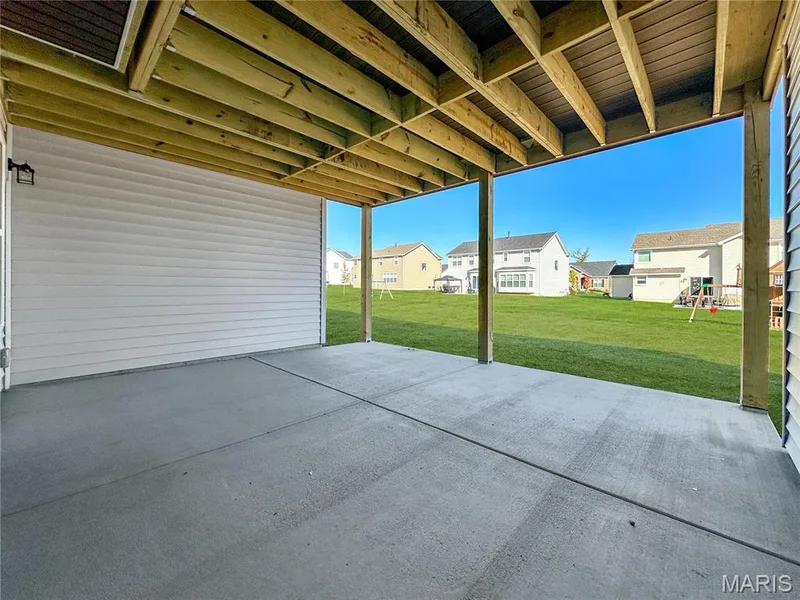 Photos are of previously built home and show many upgrades. — Huntington II @ Stone Canyon, Foristell, MO 63348