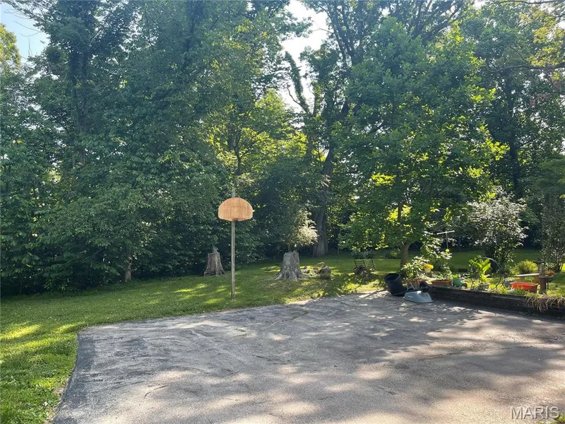 17421 Private Valley Lane, Chesterfield, MO 63005 — listing photo 6 of 8