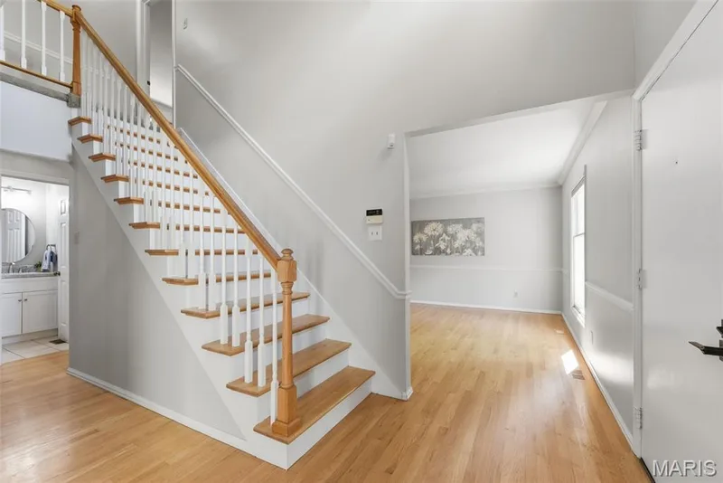 1578 Milbridge Drive, Chesterfield, MO 63017 — listing photo 5 of 40