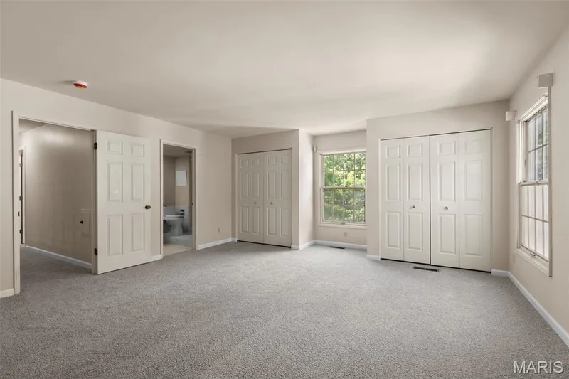 Spacious primary suite. — 14336 Bramblewood Court, Chesterfield, MO 63017