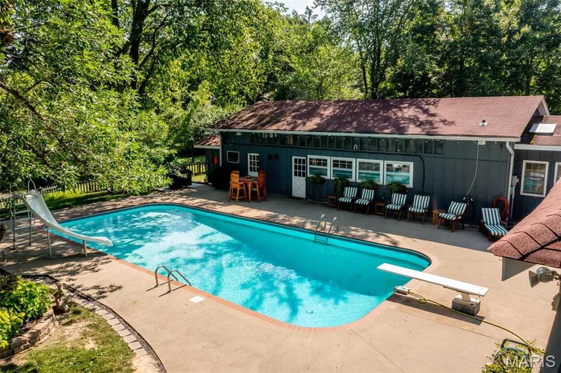 1577 Kehrs Mill Road, Chesterfield, MO 63005 — listing photo 2 of 66
