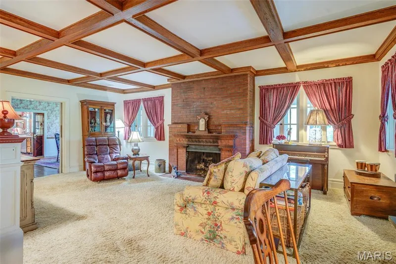 1577 Kehrs Mill Road, Chesterfield, MO 63005 — listing photo 13 of 66