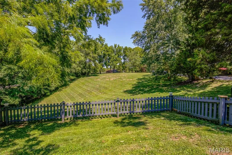 1577 Kehrs Mill Road, Chesterfield, MO 63005 — listing photo 41 of 66