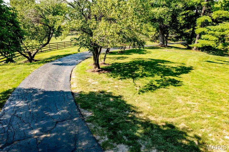 1577 Kehrs Mill Road, Chesterfield, MO 63005 — listing photo 63 of 66